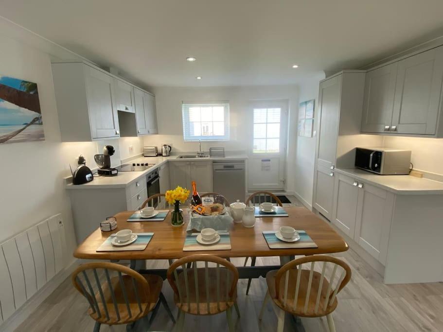 Surf'S Up! Perfect Base For Holidays Or Work In Cornwall St Columb Major Zewnętrze zdjęcie